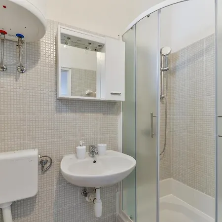 With A Parking Space - 18581 Apartment Vir